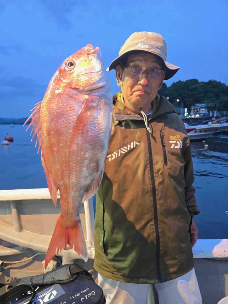 静岡 久料 魚磯丸｜5/13午後マダイ