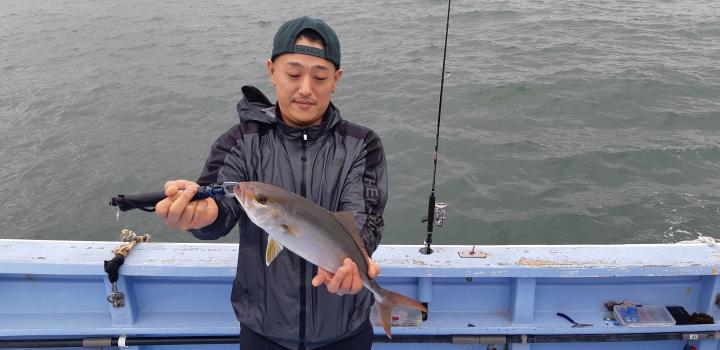 静岡 東伊豆 宇佐美港 釣り船 二階屋丸