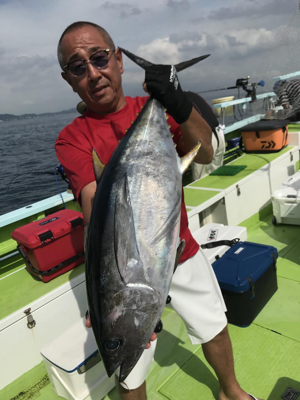 秀吉丸 本ガツオ キメジ二番船 秀吉丸 本ガツオ キメジ二番船